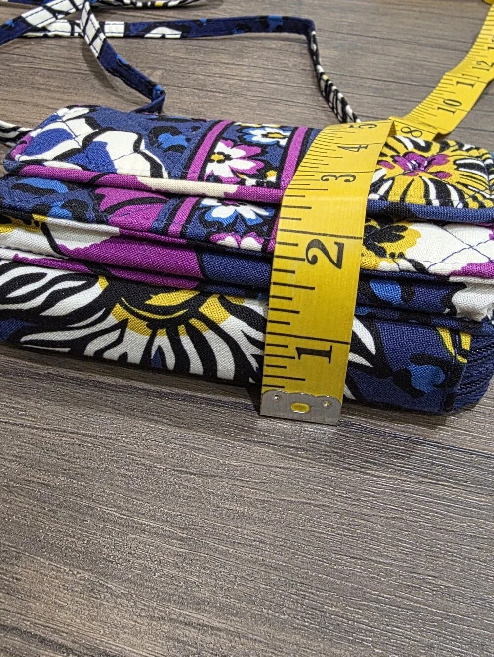 Vera Bradley All-in-One Crossbody Wallet African Violet Purse Adjustable Strap